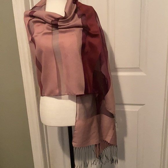 Shawl Scarf - Picture 5 of 5